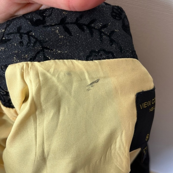 View Collection NY Blazer Vintage Y2K Black Velvet Gold Jacket Women’s Sz 8 - Picture 13 of 13